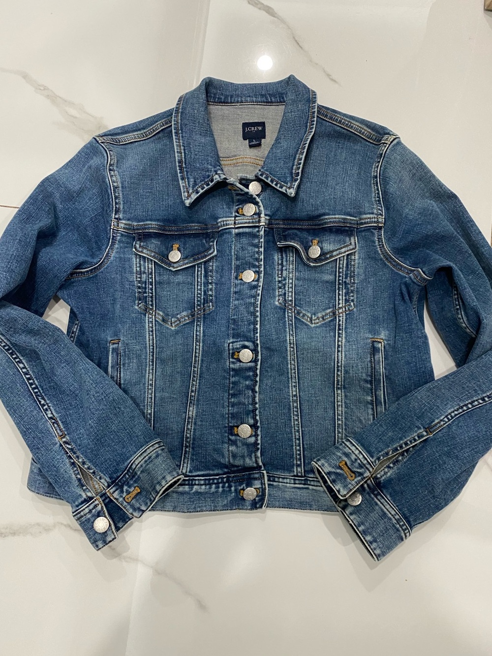 J. Crew Classic Blue Denim Jean Jacket medium blue color